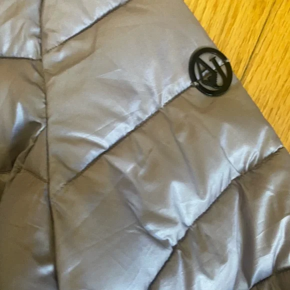 ARMANI JEANS OMBRE PUFFER WOMAN JACKET SIZE 6 - Picture 3 of 12